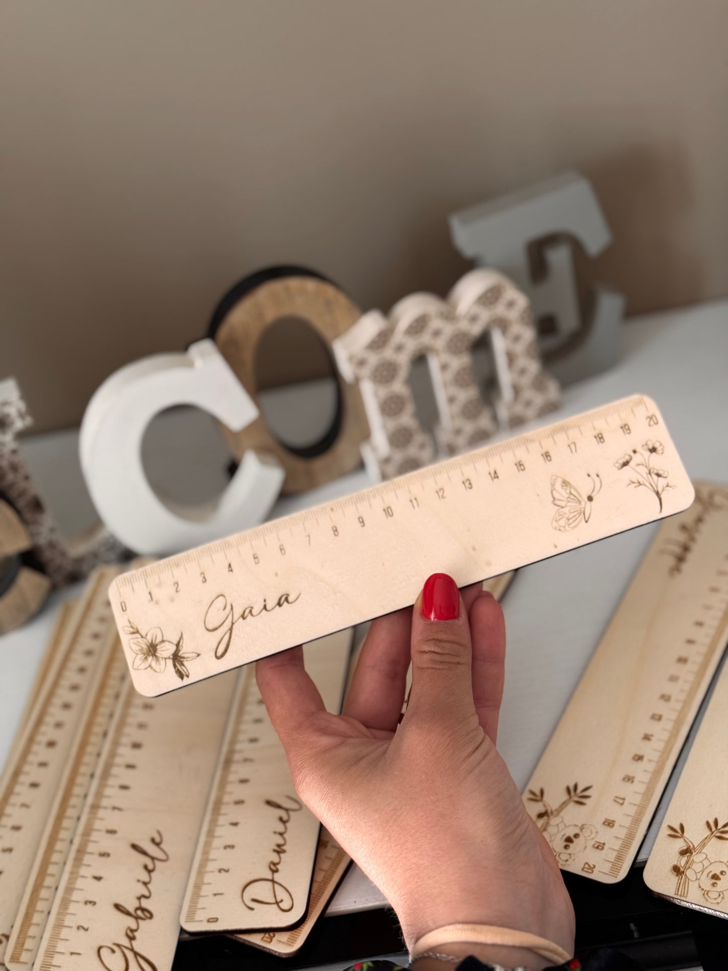 Righello personalizzato in legno – Con incisione nome