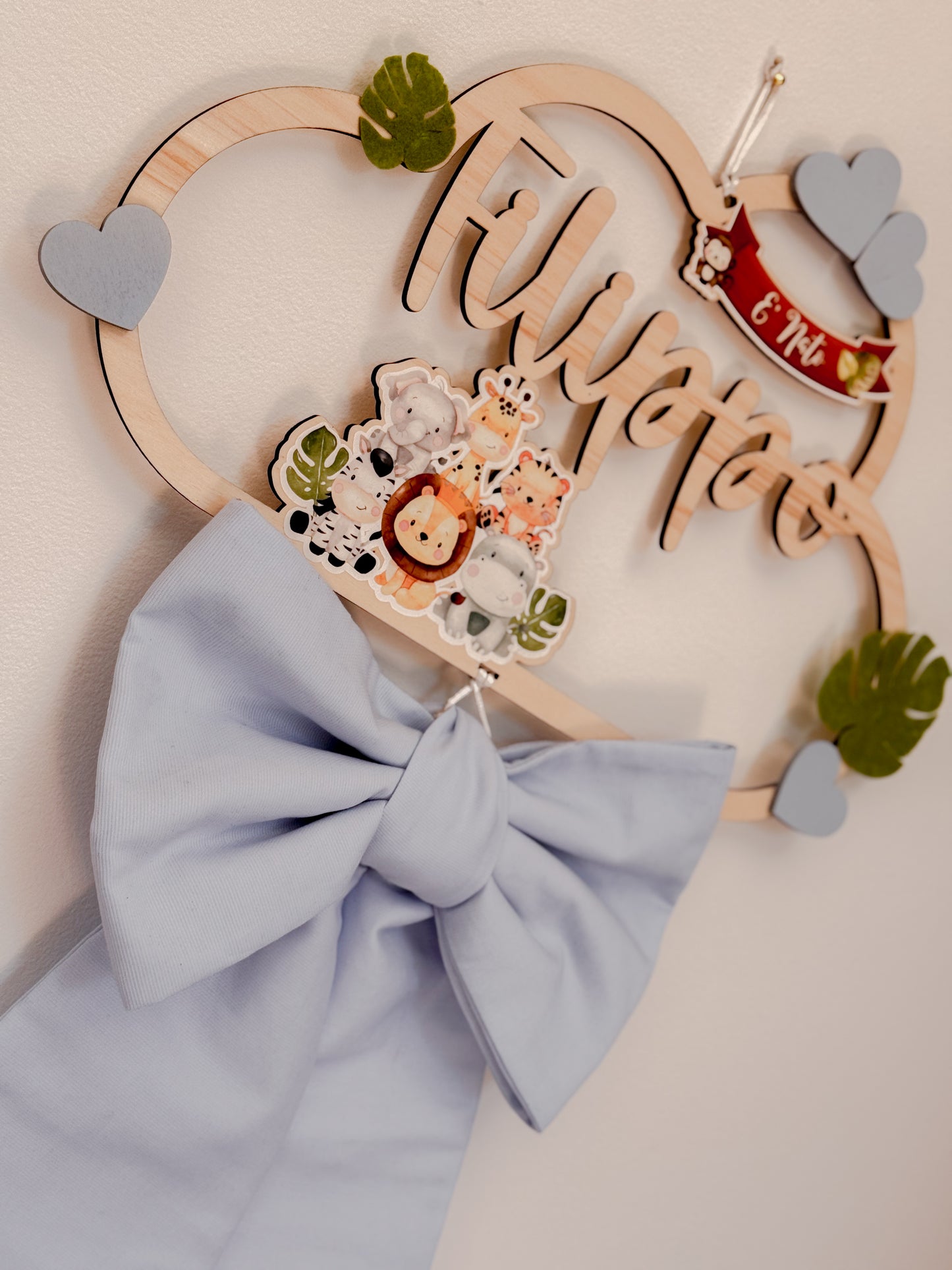 Fiocco nascita personalizzato in legno – Tema Safari celeste