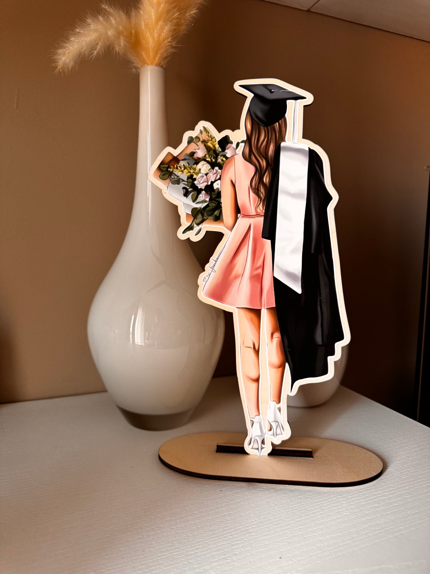 Decorazione da tavolo laurea – Sagoma in legno con base personalizzata