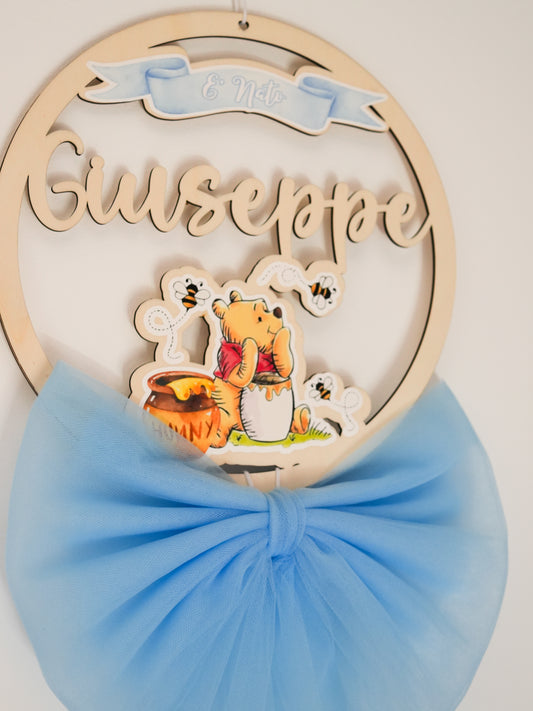 Fiocco nascita personalizzato in legno – Tema Winnie the Pooh