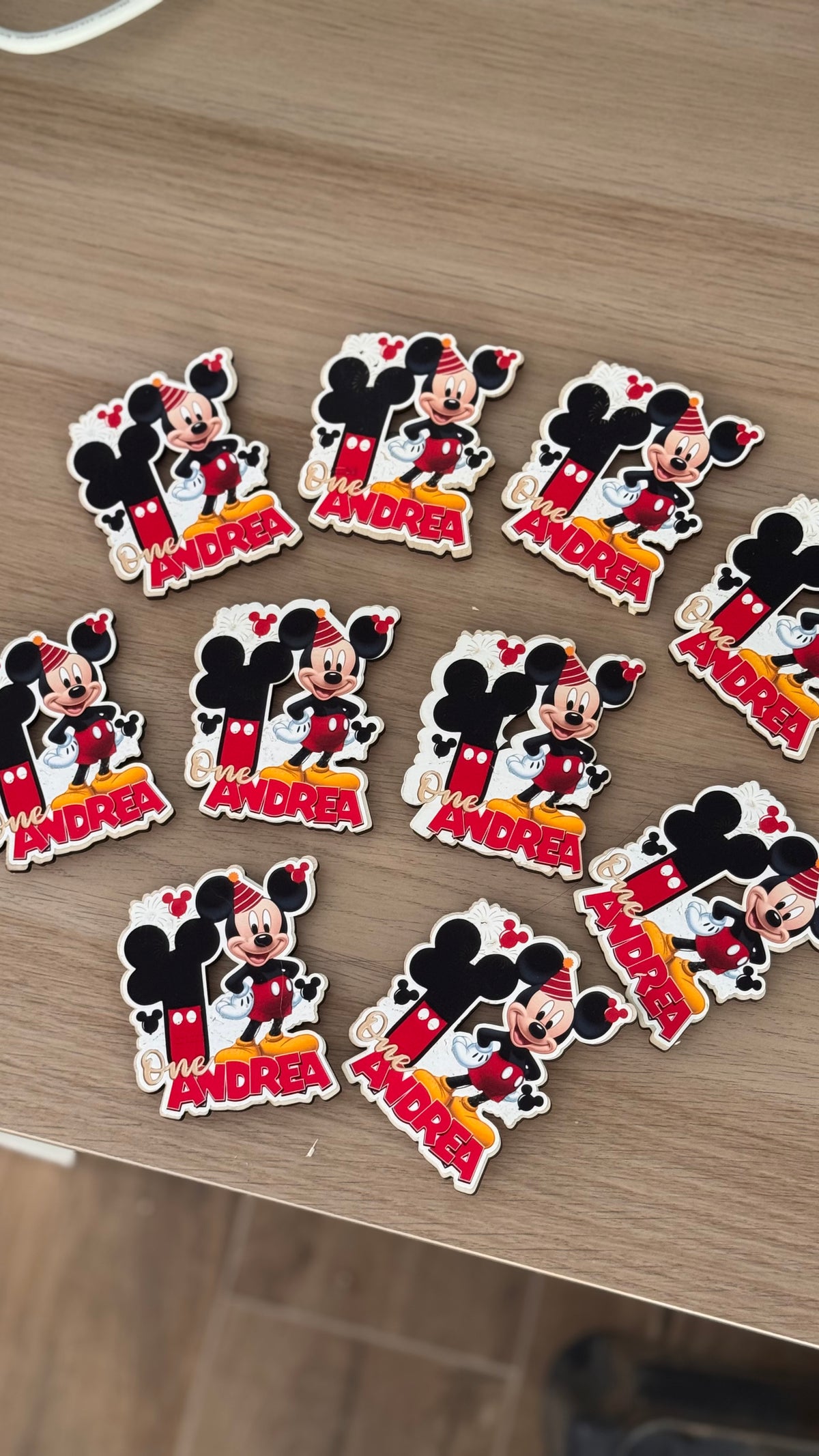 Magnete Personalizzato "Topolino Primo Compleanno" – Bomboniera Unica per il Primo Compleanno