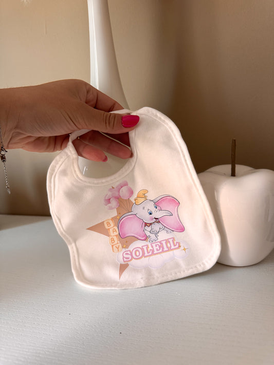 Bavaglino personalizzato Dumbo rosa – Con nome e stampa baby girl