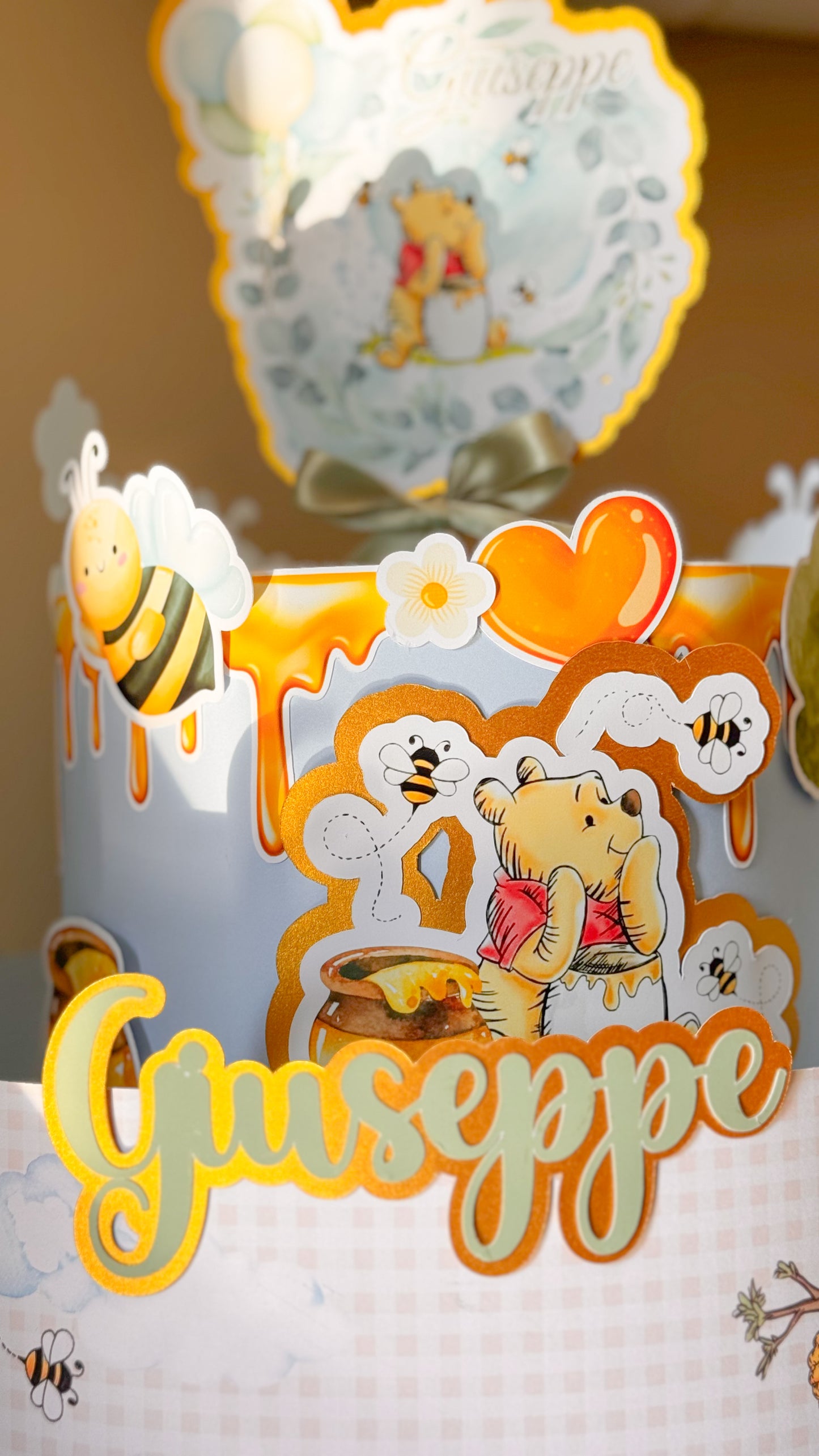 Torta scenografica Winnie the Pooh – Personalizzata con nome