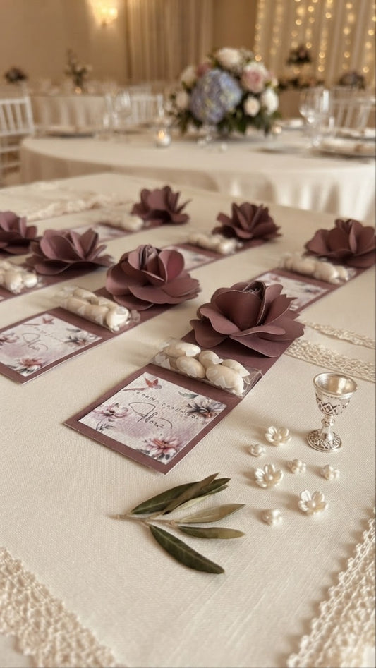 Bomboniere con fiore e confetti – Evento elegante